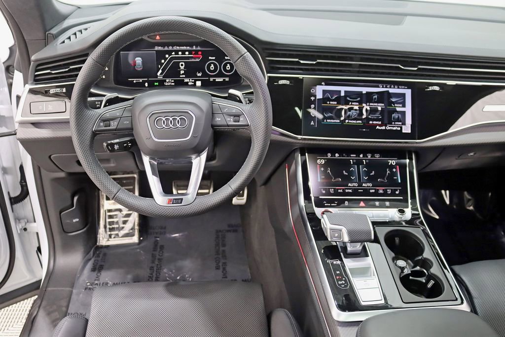 Used 2026 Audi RS Q8 performance image 15