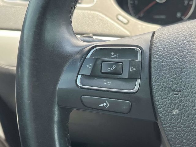 Used 2014 Volkswagen Jetta SE FWD image 25