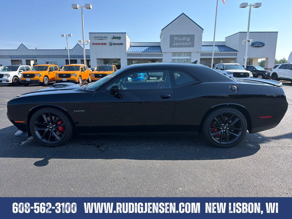 Used 2022 Dodge Challenger R/T w/ Plus Package RWD image 2