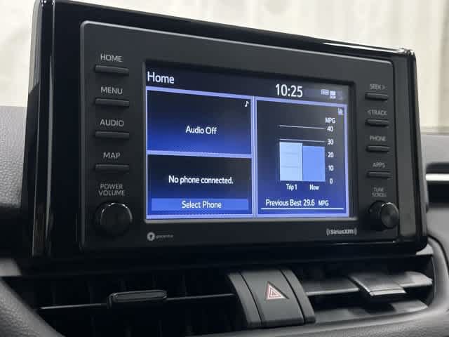 Used 2022 Toyota RAV4 LE AWD/4WD image 22