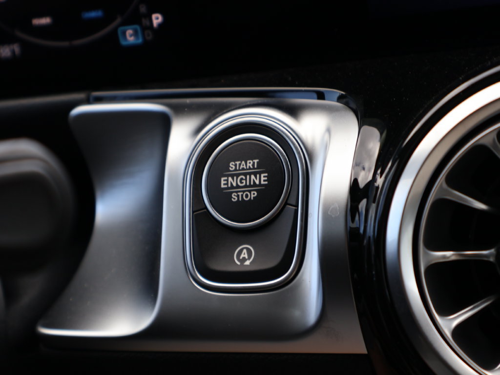 New 2026 Mercedes-Benz GLB 250 4MATIC image 27