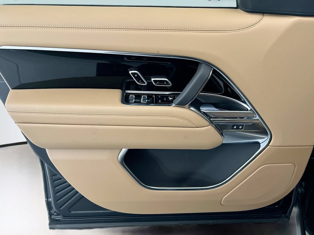 New 2026 Land Rover Range Rover SE AWD/4WD image 23