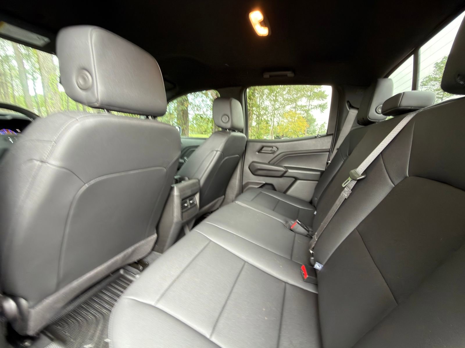 Used 2024 Chevrolet Colorado Trail Boss w/ Advanced Trailering Package image 15