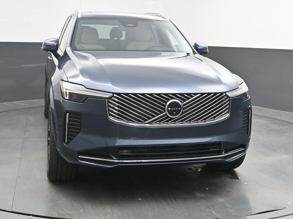 New 2026 Volvo XC90 B5 Plus image 2