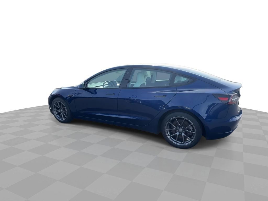 Used 2021 Tesla Model 3 Long Range AWD/4WD image 5