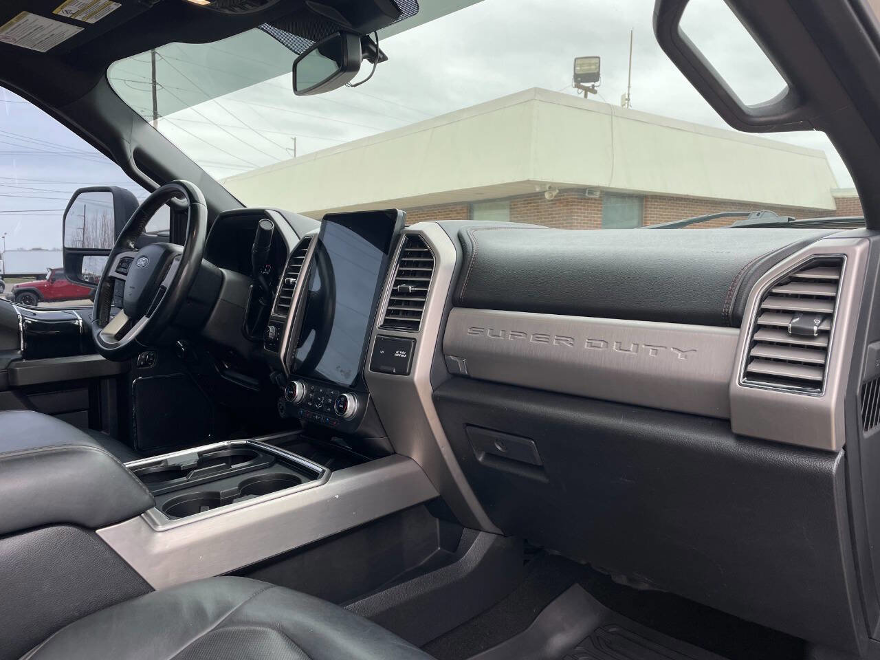 Used 2020 Ford F250 Platinum w/ FX4 Off-Road Package image 40