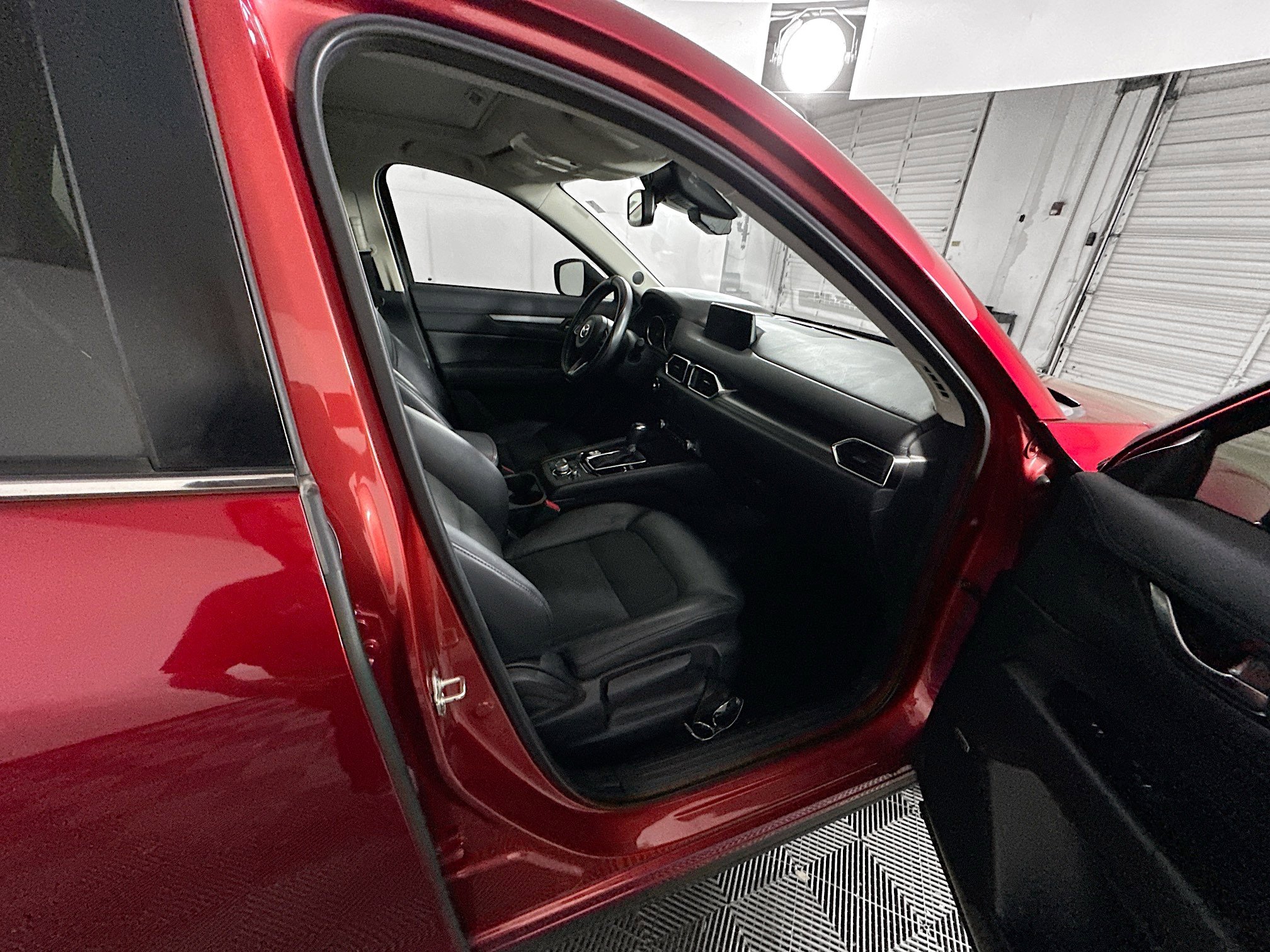 Used 2020 MAZDA CX-5 Touring image 32