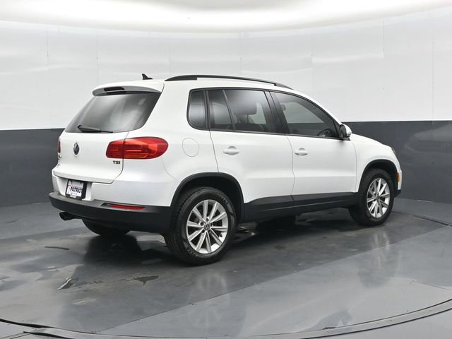Used 2018 Volkswagen Tiguan Limited image 4