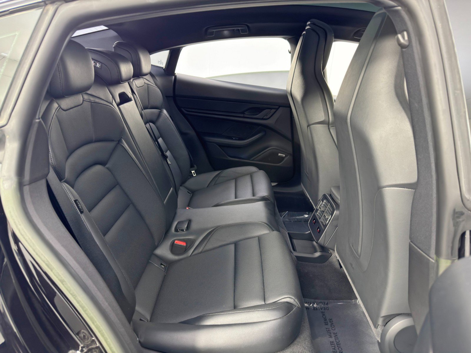 Used 2023 Porsche Taycan 4S w/ Premium Package image 43