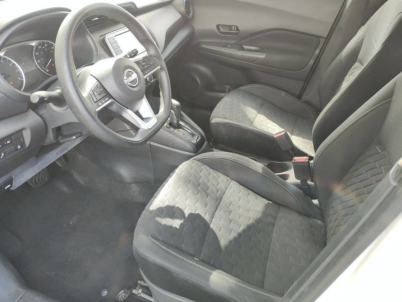Used 2022 Nissan Kicks S FWD image 28