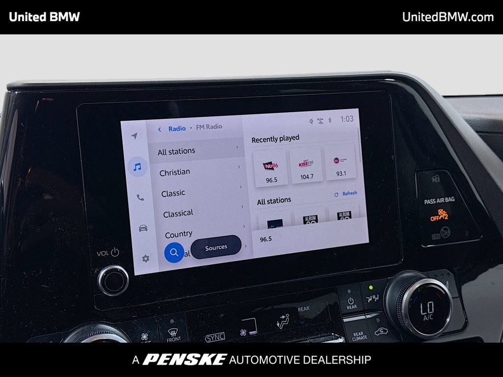 Used 2023 Toyota Highlander XLE FWD image 8