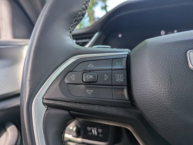 Used 2023 Jeep Grand Cherokee Altitude AWD/4WD image 31