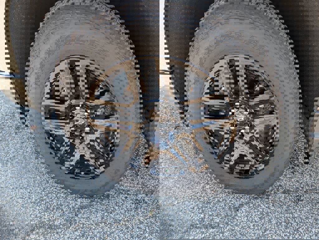 Certified 2024 Chevrolet Silverado 1500 Custom w/ Turbomax Blackout Package AWD/4WD image 10