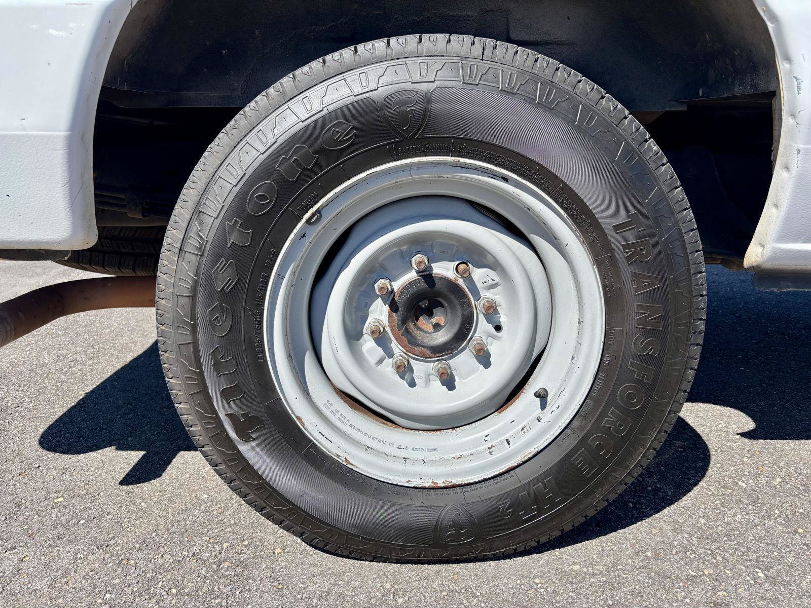 Used 2014 Ford E-150 and Econoline 150 w/ Power Group RWD image 32