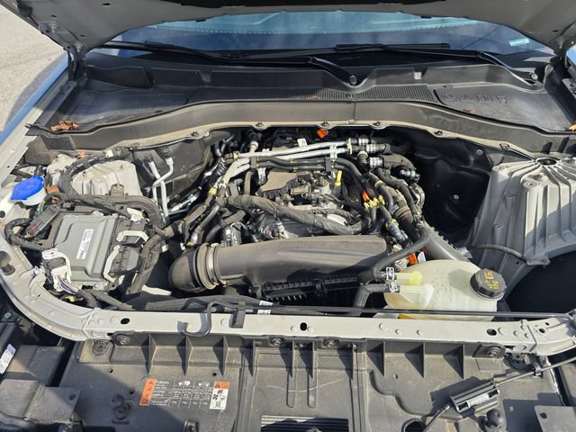 Used 2025 Ford Explorer Active AWD/4WD image 33