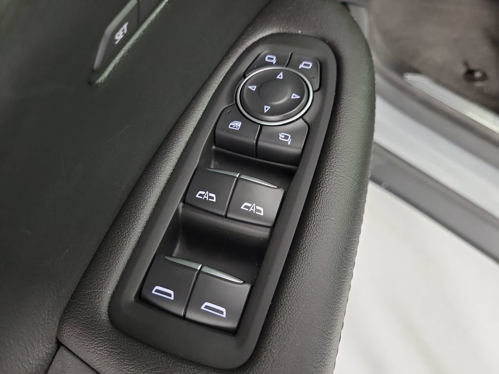 Certified 2024 Cadillac XT5 Premium Luxury AWD/4WD image 21