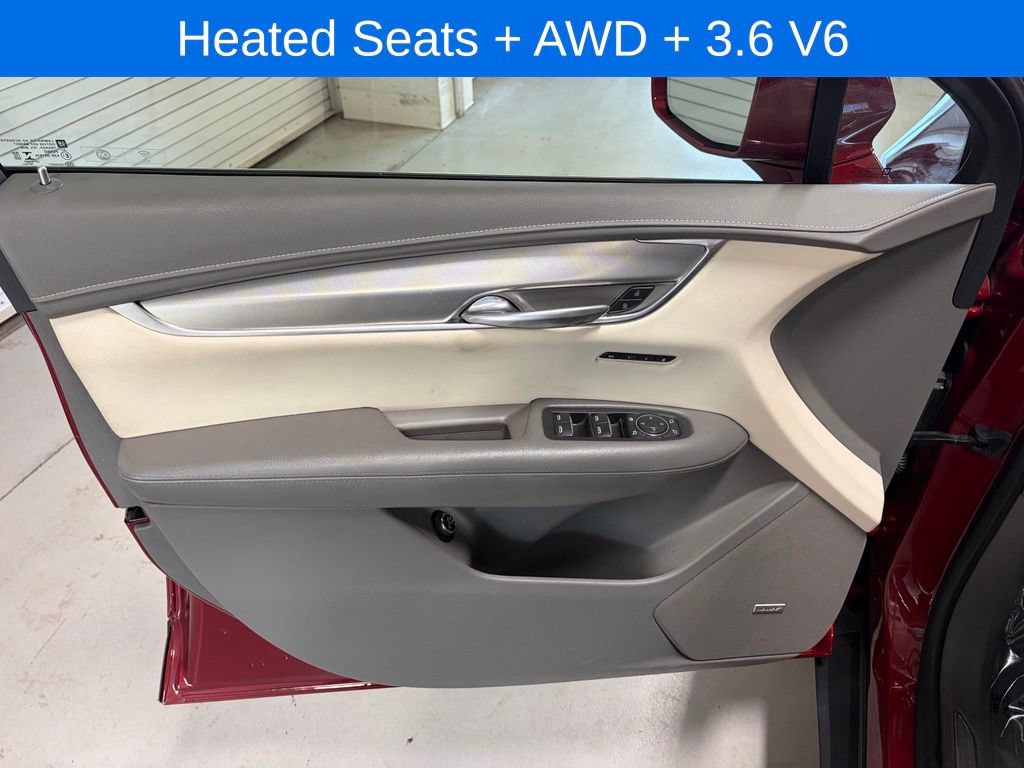 Used 2020 Cadillac XT5 Premium Luxury AWD/4WD image 7