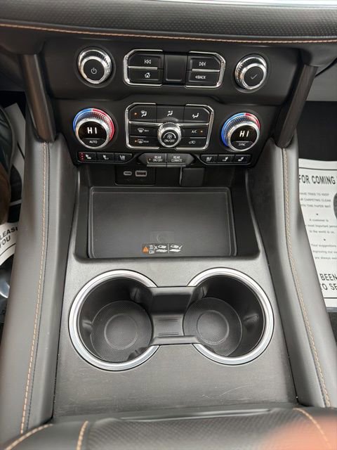 Used 2024 GMC Yukon AT4 w/ Technology Package image 21