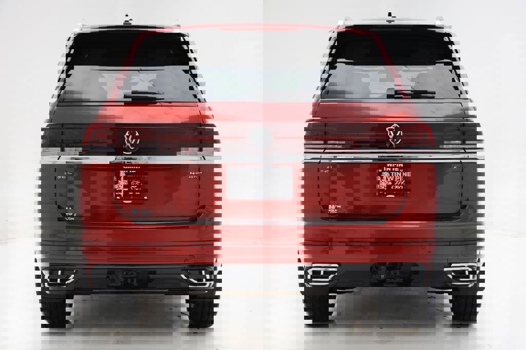 Used 2025 Volkswagen Atlas SEL Premium R-Line image 9