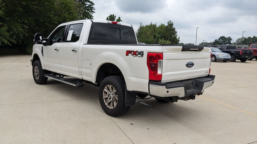Used 2017 Ford F250 Lariat w/ Lariat Ultimate Package AWD/4WD image 5