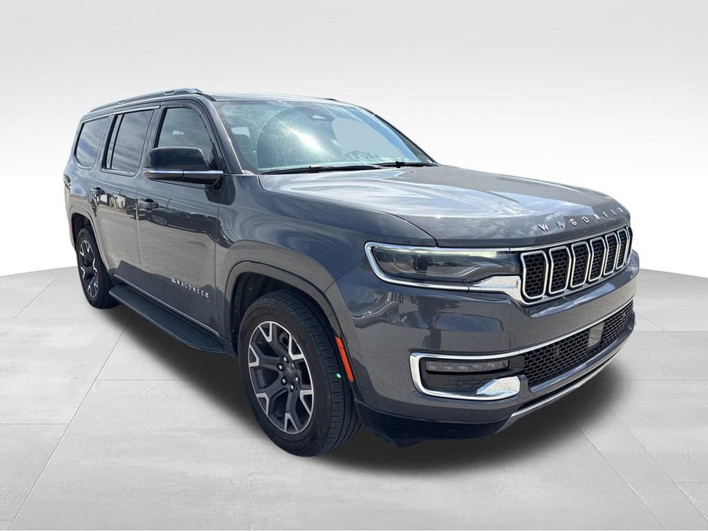 Used 2023 Jeep Wagoneer Series III w/ Preferred Equipment Group AWD/4WD image 3