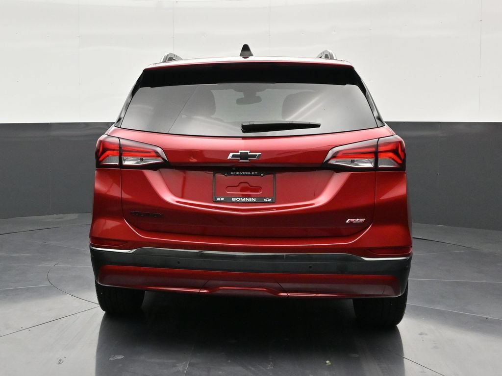 Used 2022 Chevrolet Equinox RS w/ RS Leather Package FWD image 4