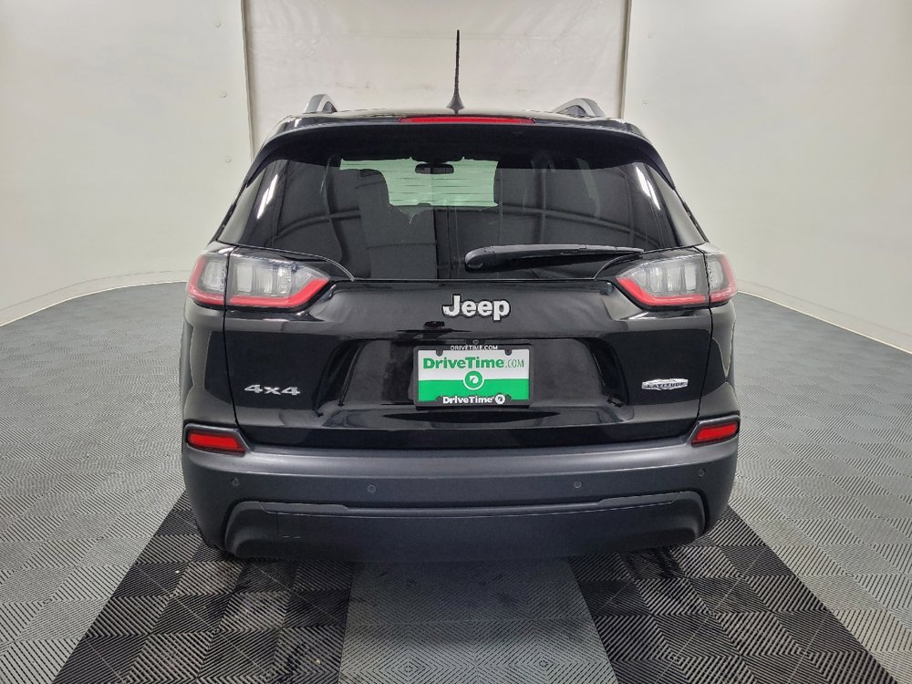 Used 2019 Jeep Cherokee Latitude Plus AWD/4WD image 6