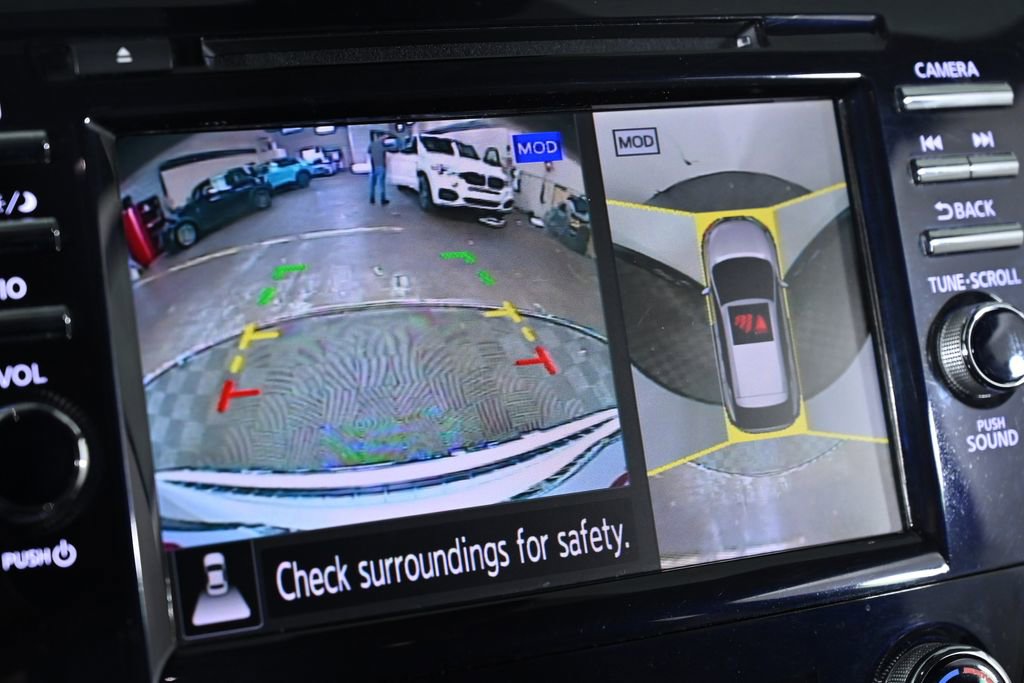 Used 2022 Nissan Murano Platinum w/ Cargo Package image 18