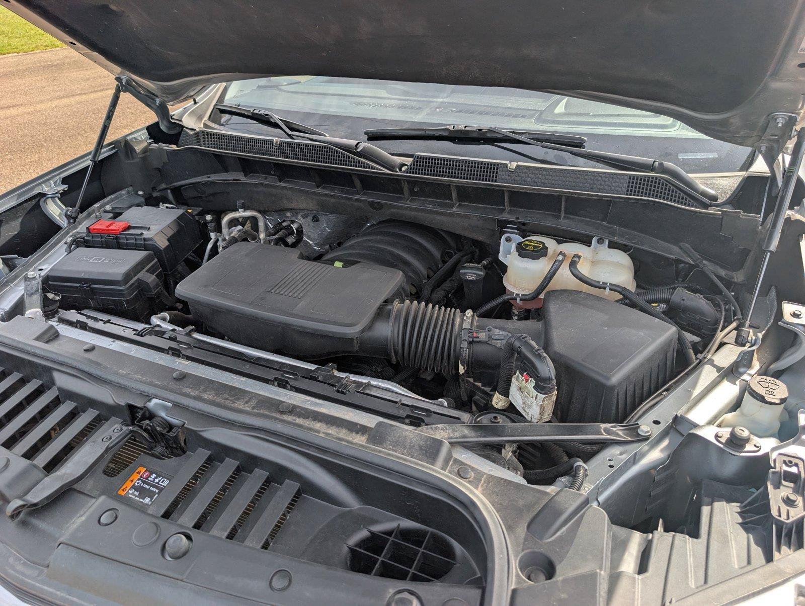 Used 2025 Chevrolet Silverado 1500 LT AWD/4WD image 36