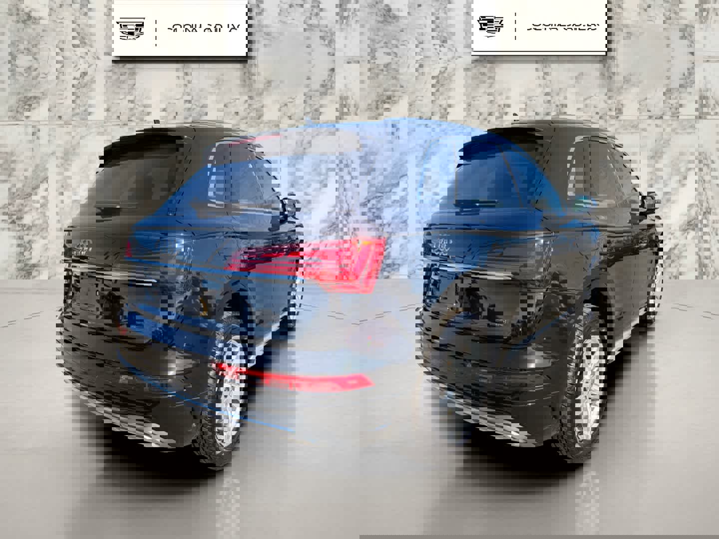 Used 2023 Audi Q5 2.0T Premium image 3