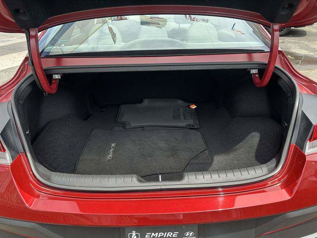 Certified 2024 Hyundai Elantra SEL FWD image 12