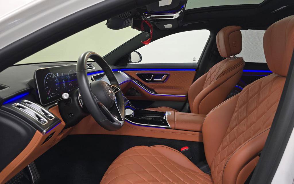 Used 2023 Mercedes-Benz S 500 4MATIC w/ AMG Line image 6