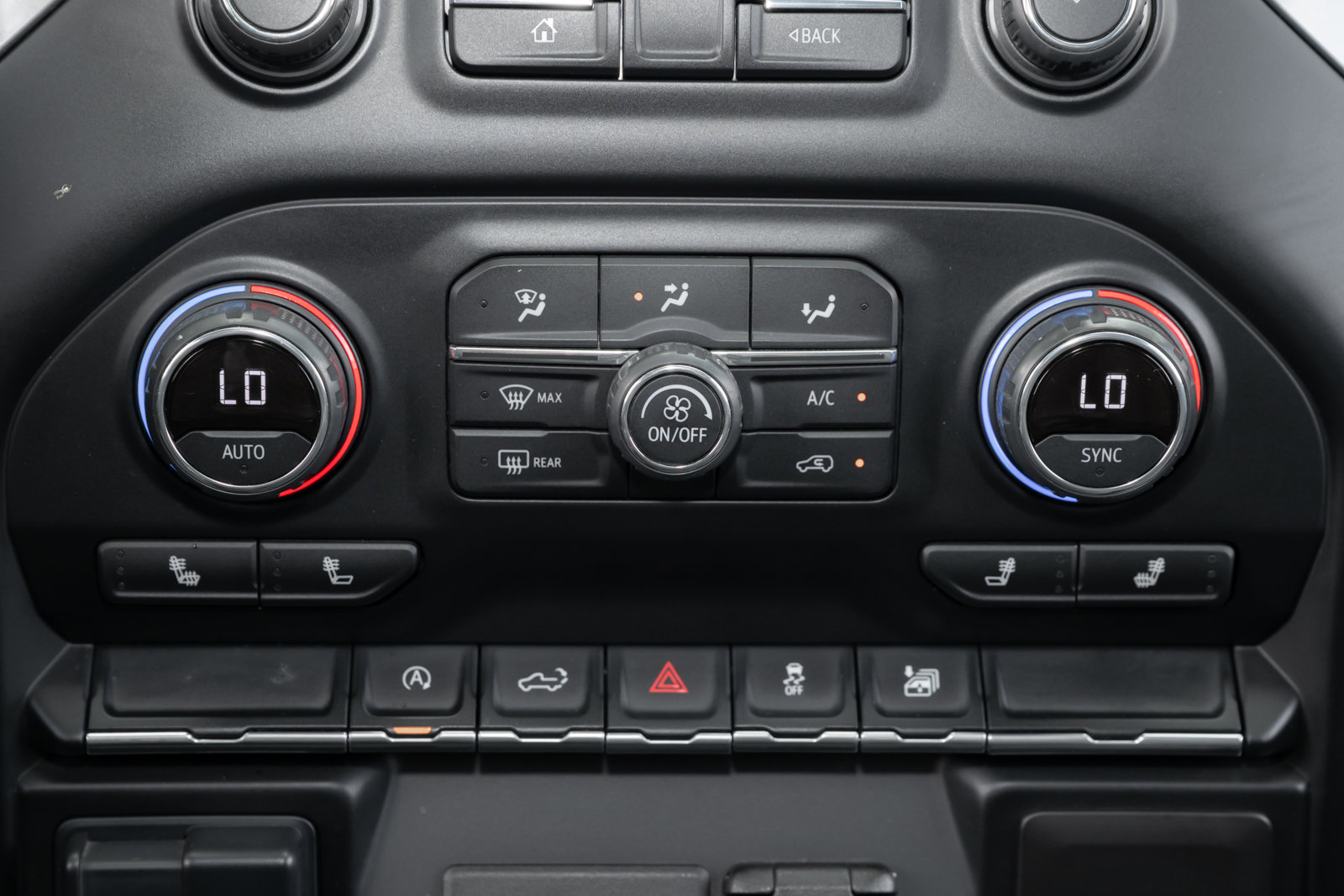 Used 2021 Chevrolet Silverado 1500 LT image 34