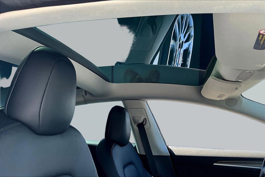 Used 2022 Tesla Model 3 Long Range image 25