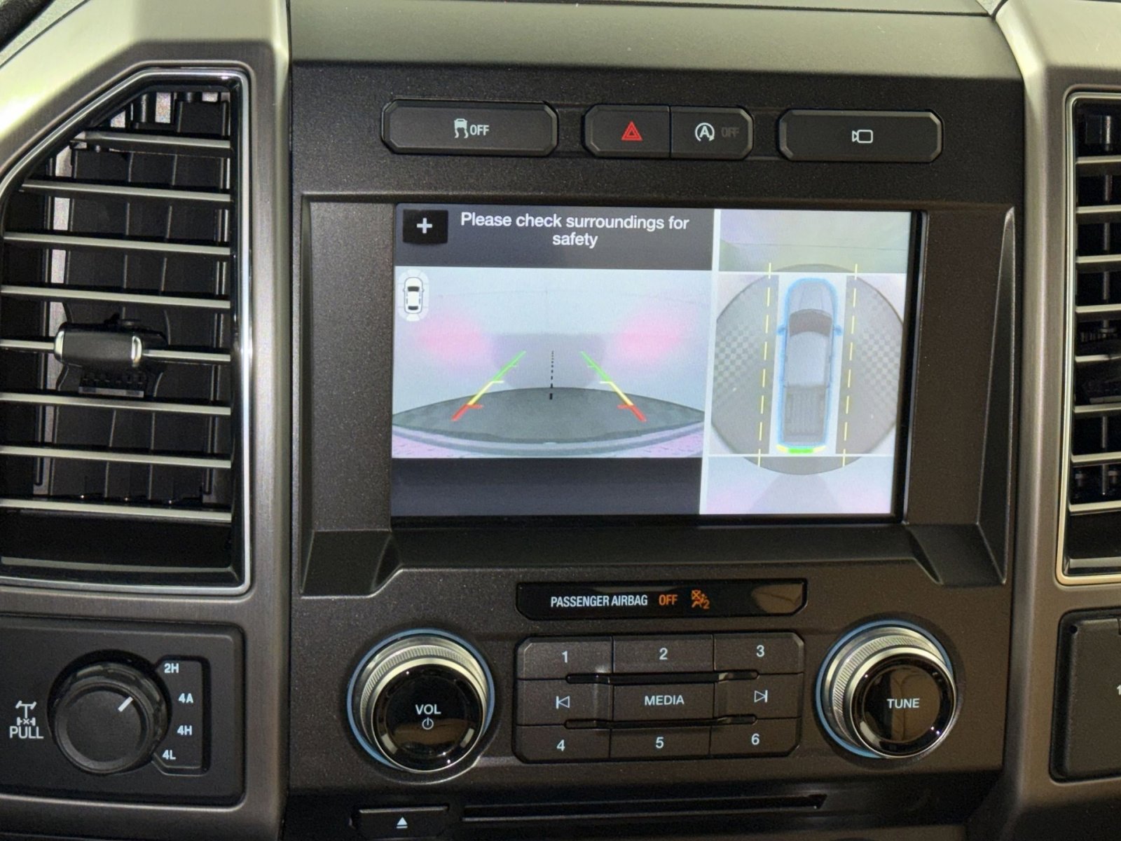 Used 2017 Ford F150 Limited w/ Trailer Tow Package image 19