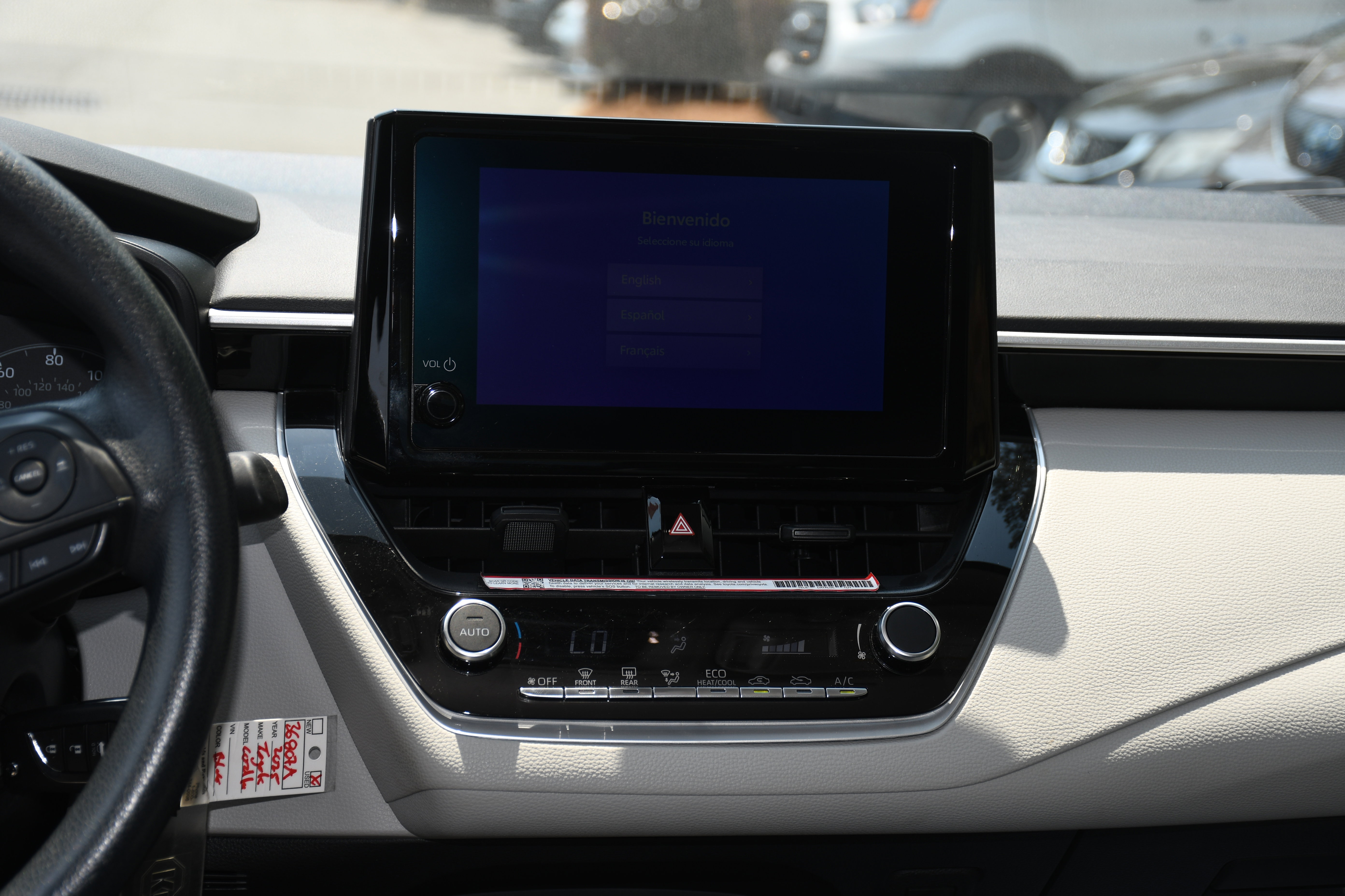 Used 2025 Toyota Corolla LE FWD image 15