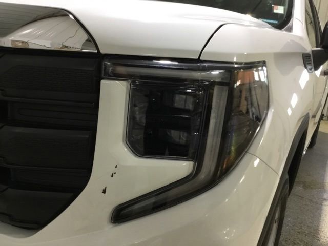 Used 2022 GMC Sierra 1500 Pro w/ Convenience Package AWD/4WD image 7