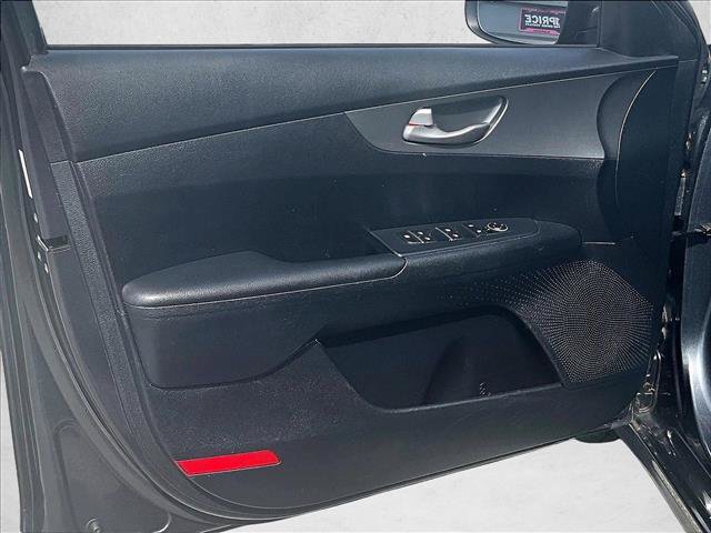 Used 2019 Kia Forte LXS FWD image 18