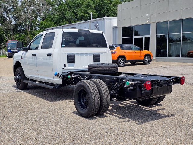 New 2026 RAM 3500 Tradesman AWD/4WD image 33