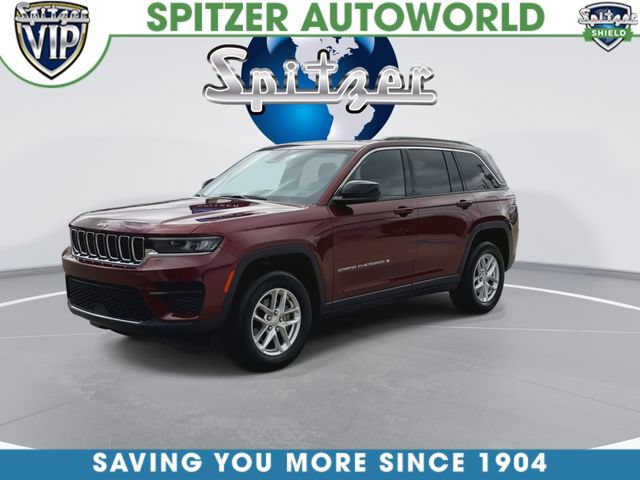 Used 2024 Jeep Grand Cherokee Laredo X AWD/4WD image 4