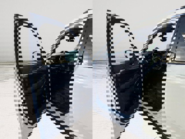 Used 2023 Jeep Grand Cherokee 4x4 image 20