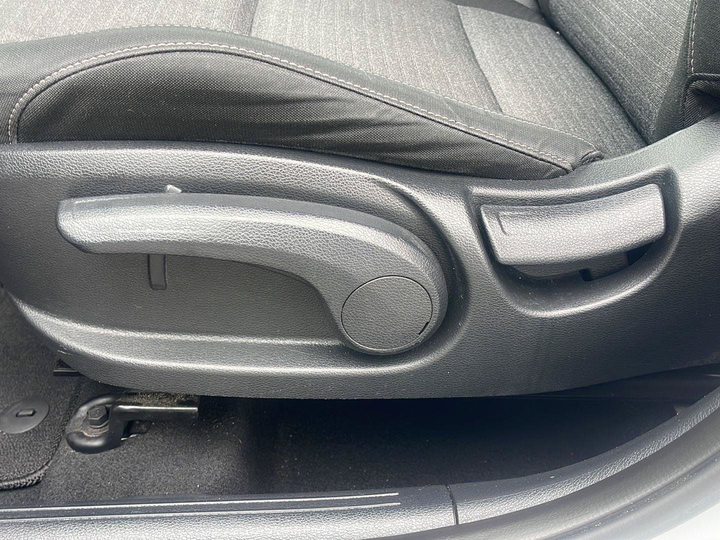 Used 2020 Kia Soul S FWD image 16