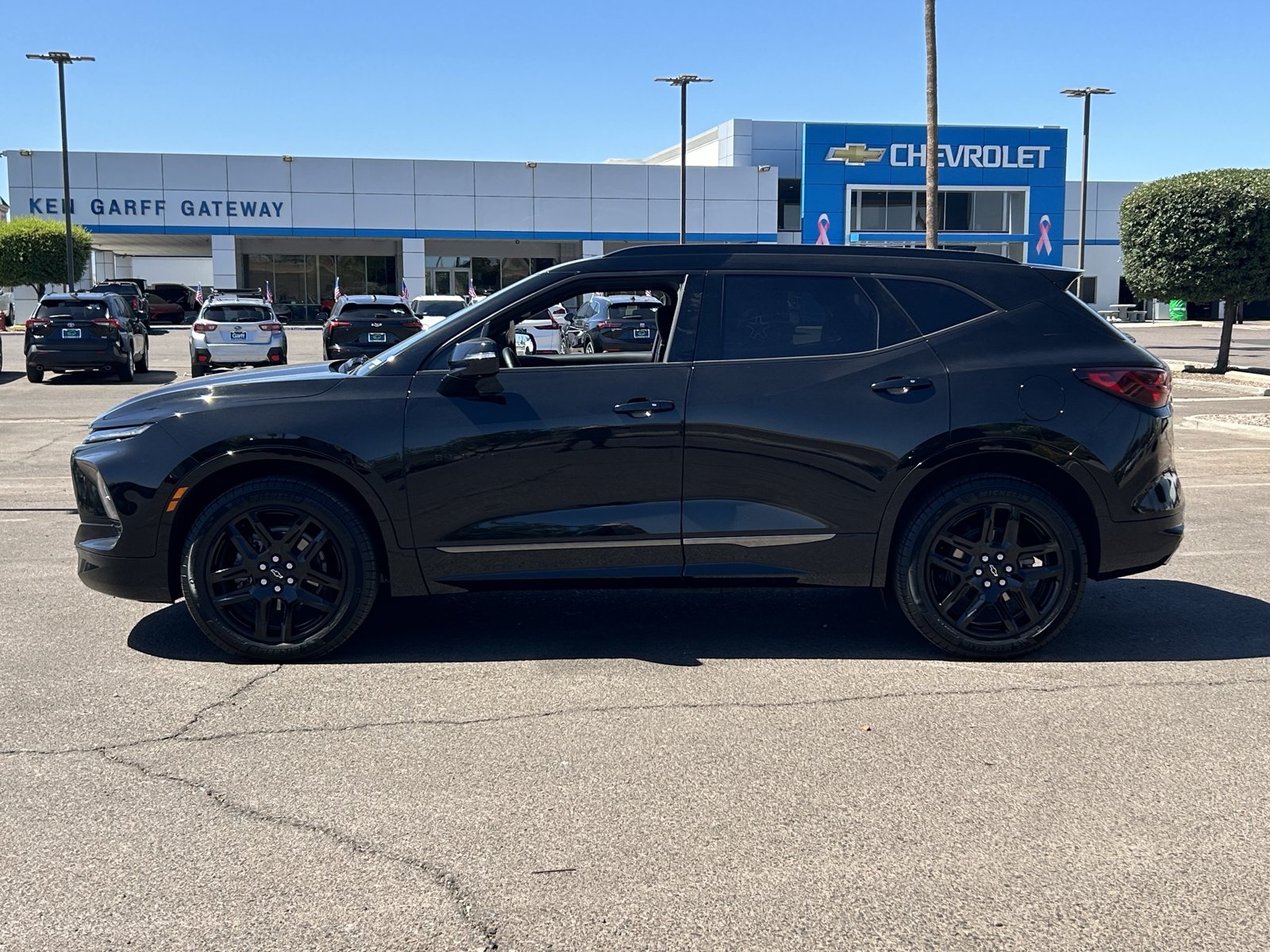 Certified 2024 Chevrolet Blazer RS w/ Driver Confidence II Package FWD image 2
