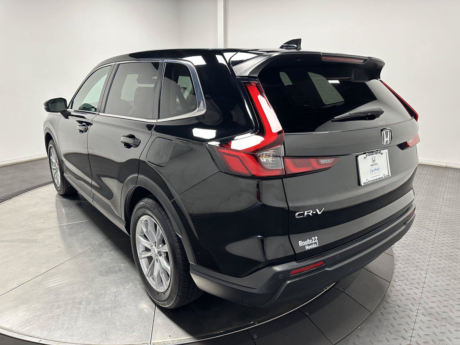 Used 2023 Honda CR-V EX-L image 9