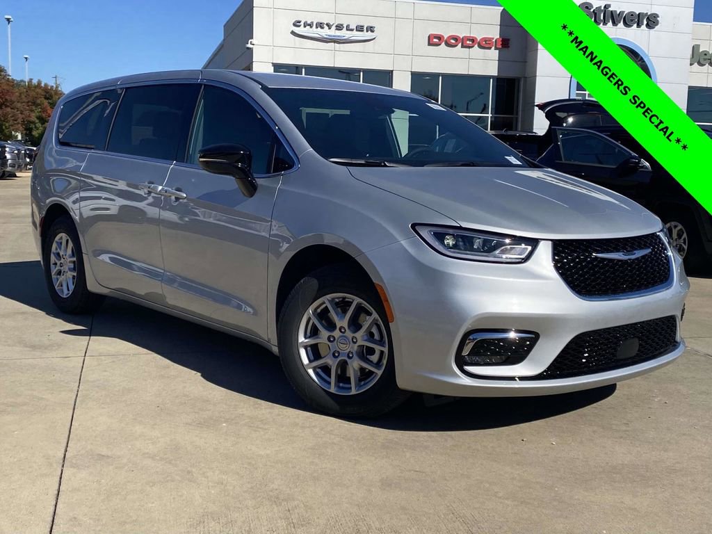 New 2026 Chrysler Pacifica Select image 27