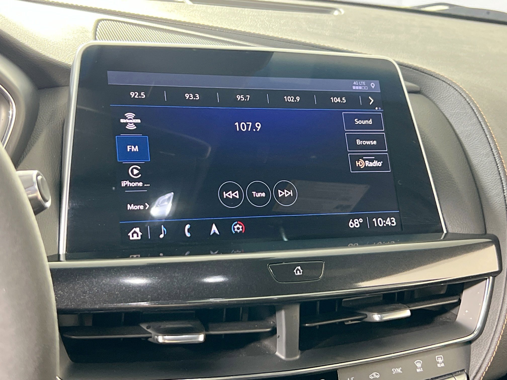 Used 2022 Cadillac CT5 V w/ Premium Package AWD/4WD image 15