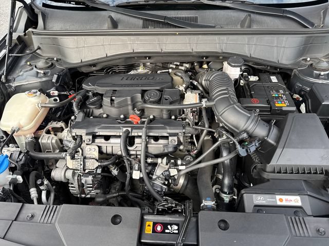 Used 2024 Hyundai Kona Limited FWD image 25