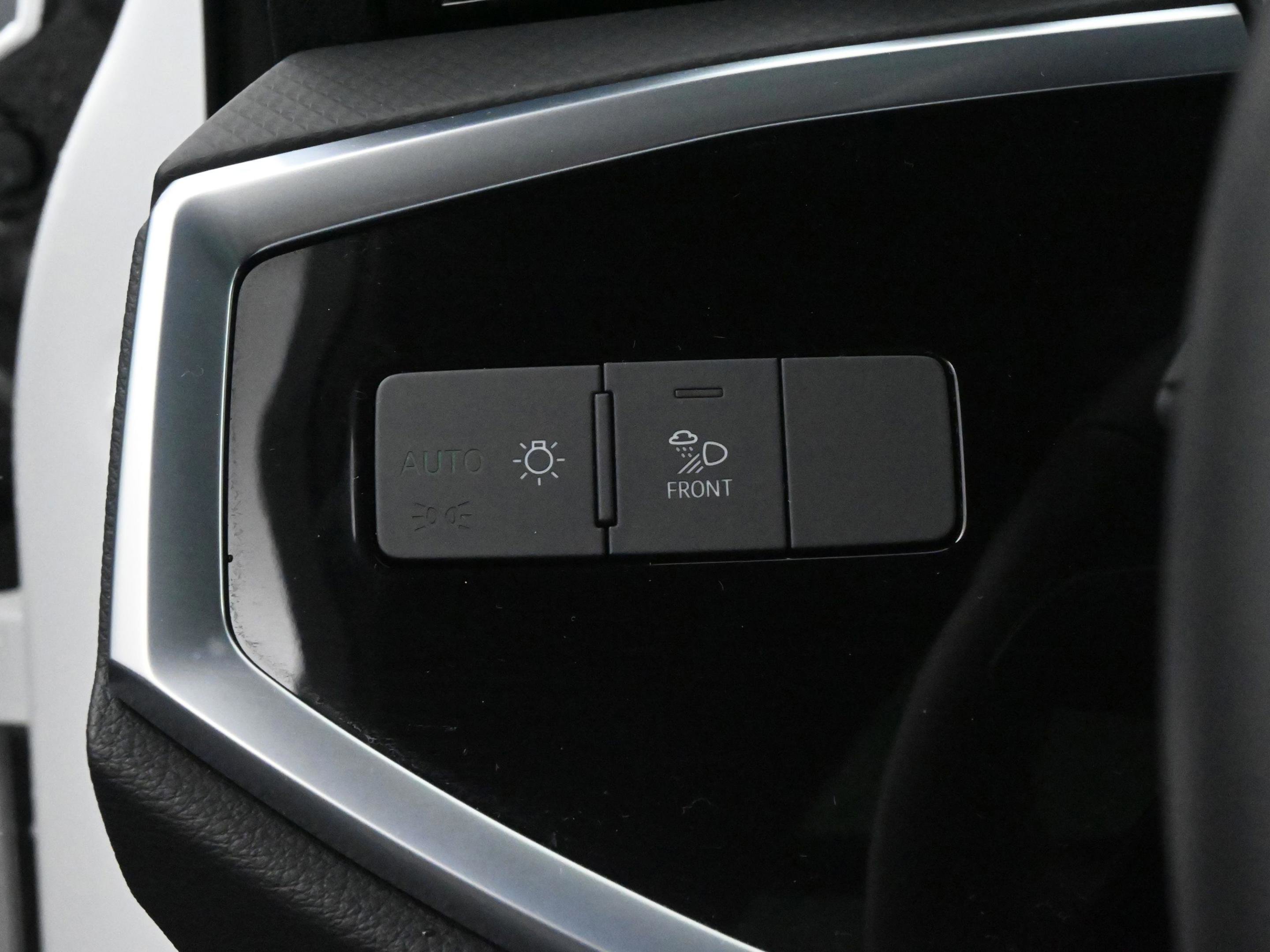 Used 2022 Audi Q3 2.0T Premium Plus AWD/4WD image 24
