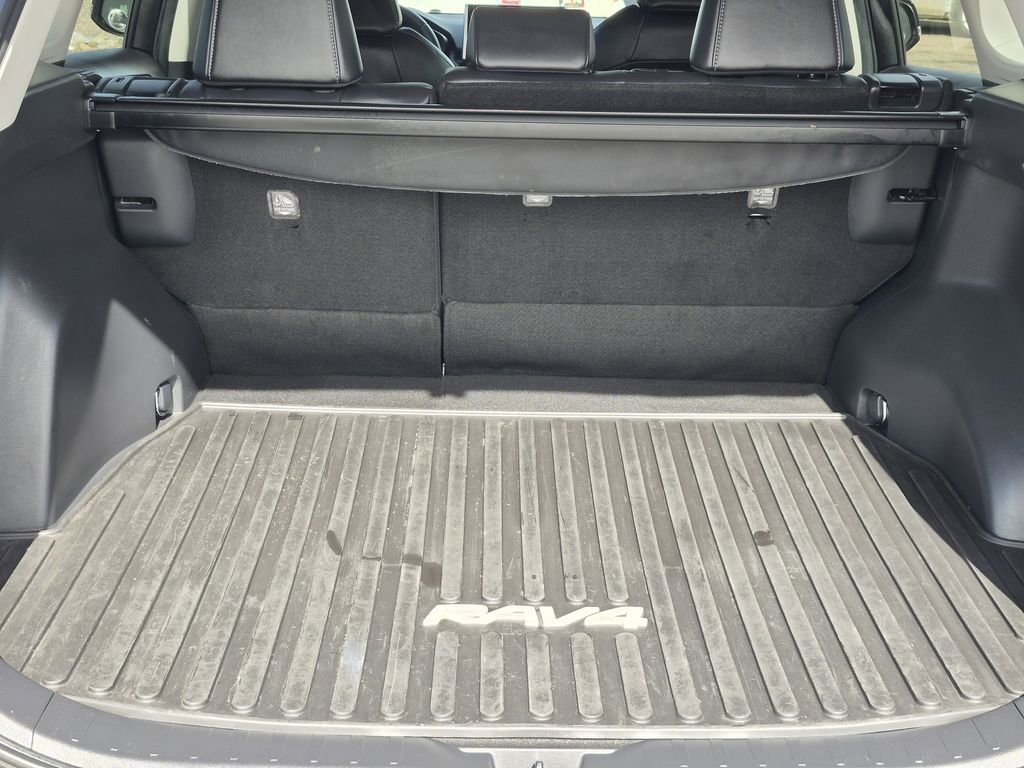 Used 2024 Toyota RAV4 XLE Premium image 16
