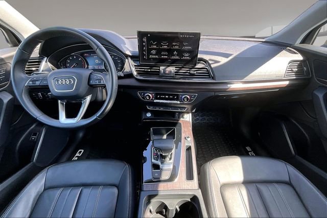 Certified 2023 Audi Q5 2.0T Premium w/ Convenience Package AWD/4WD image 7